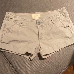 Hollister 🦅 shorts 🍋